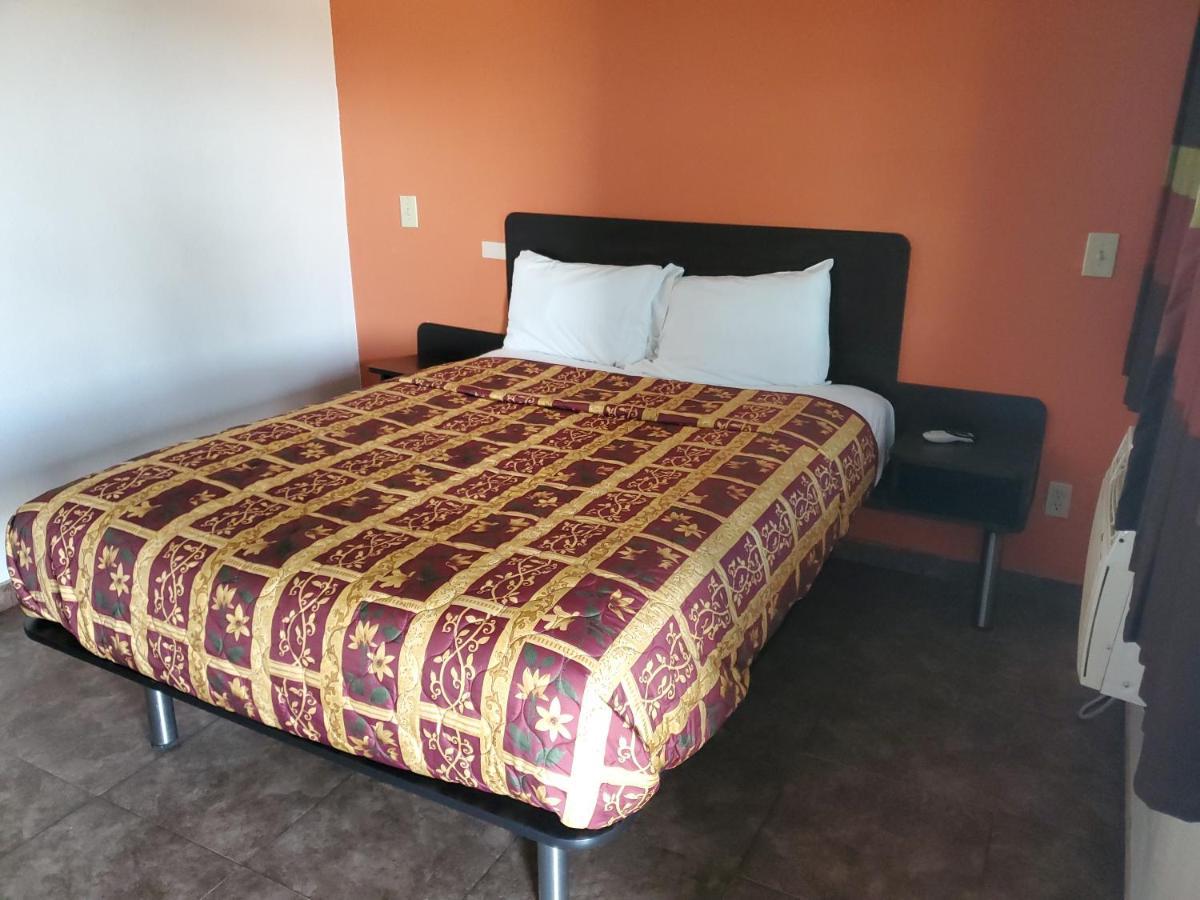 High Desert Inn Hesperia Ngoại thất bức ảnh