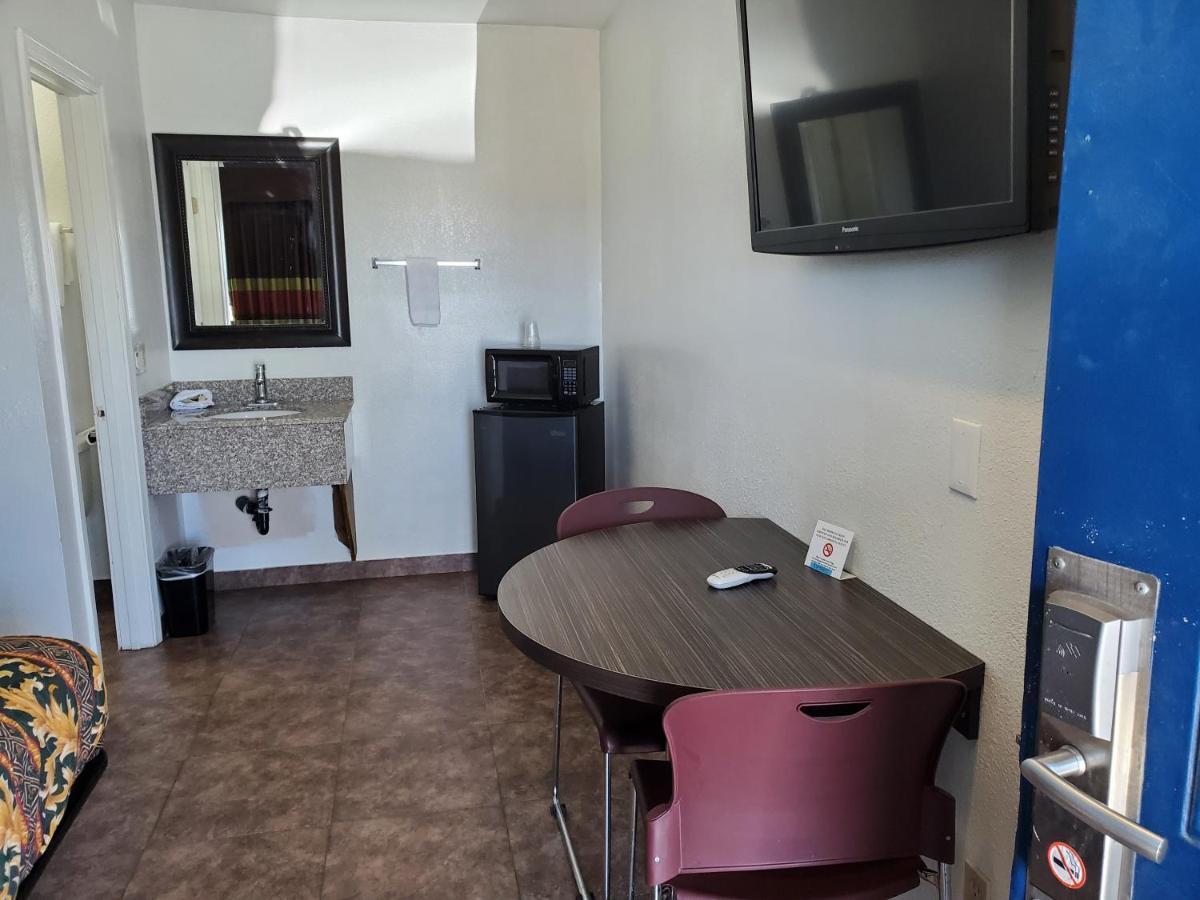 High Desert Inn Hesperia Ngoại thất bức ảnh